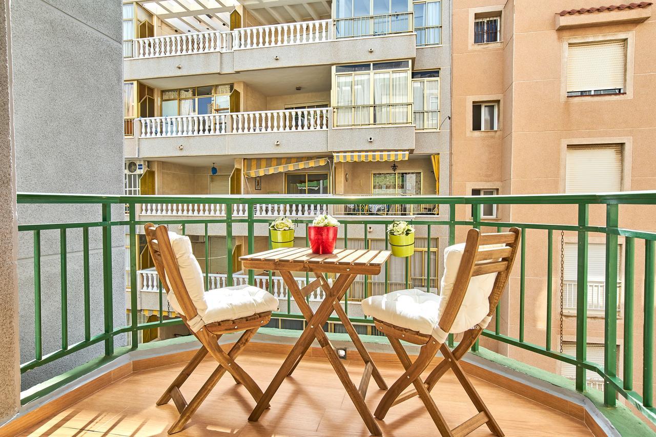 Espanhouse Fragata 42 Torrevieja Exterior photo